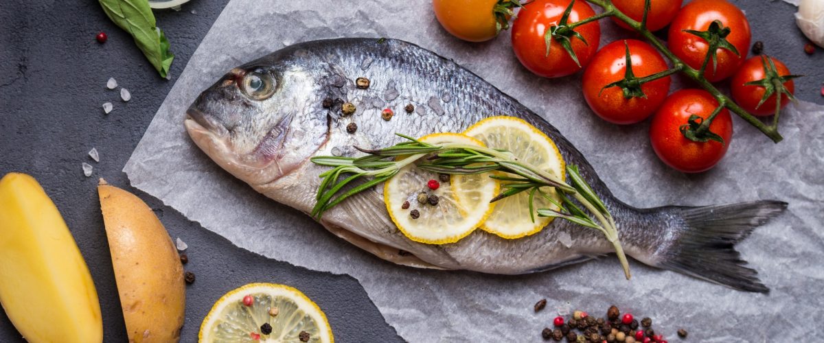 raw-fresh-fish-6QUS759